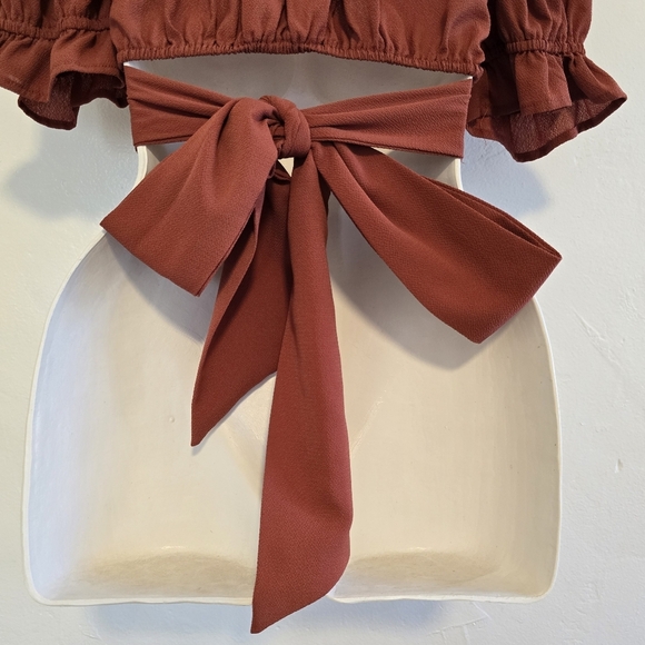Better Be - Burgundy Crop Top Back Ties - Picture 8 of 12
